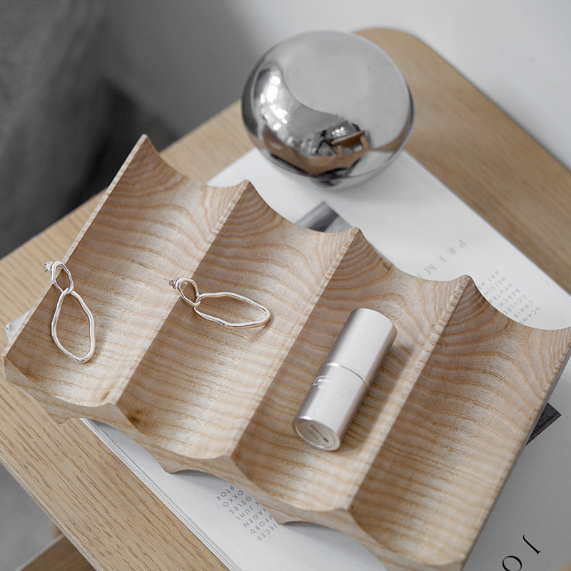 Ergora Onda — Solid Wood Wave Catch-All Tray