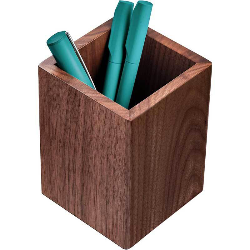 Ergora Quill — Walnut Pen Holder