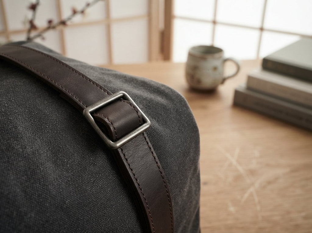 Ergora Voyage - Canvas Weekender Bag